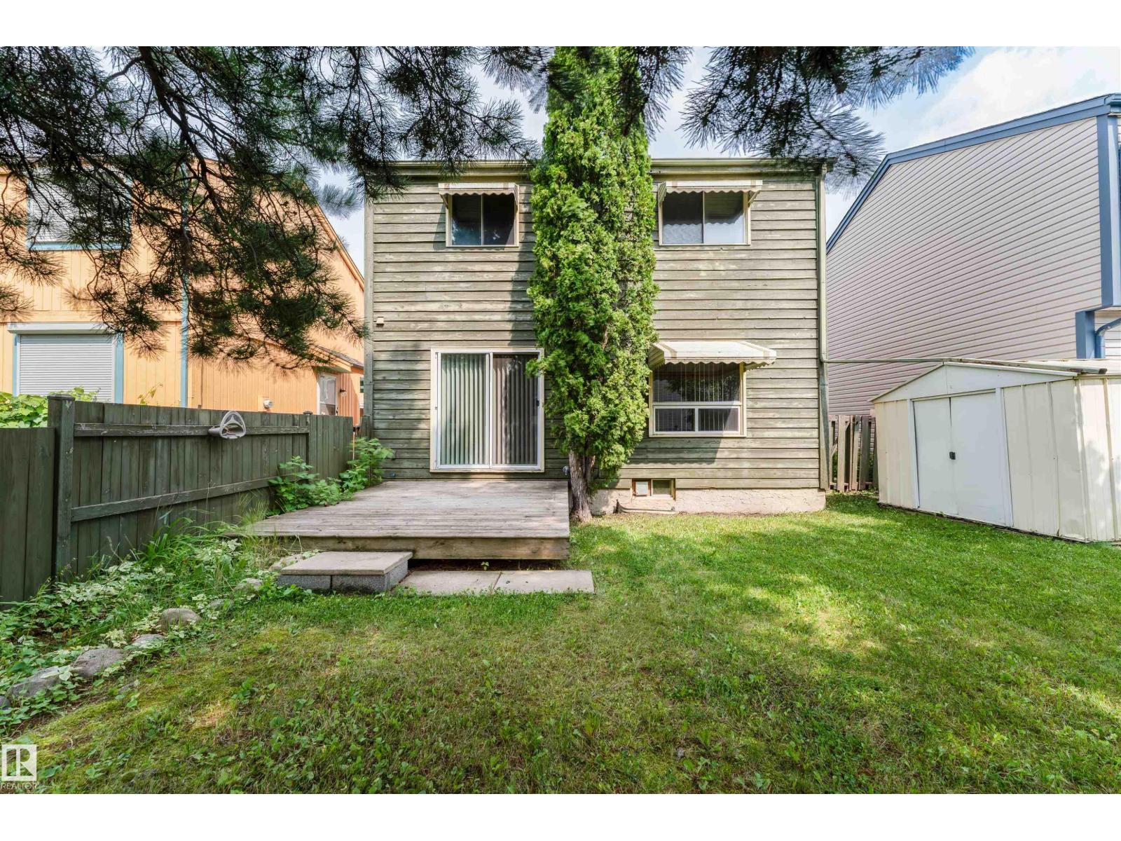 9245 54 ST NW - 43