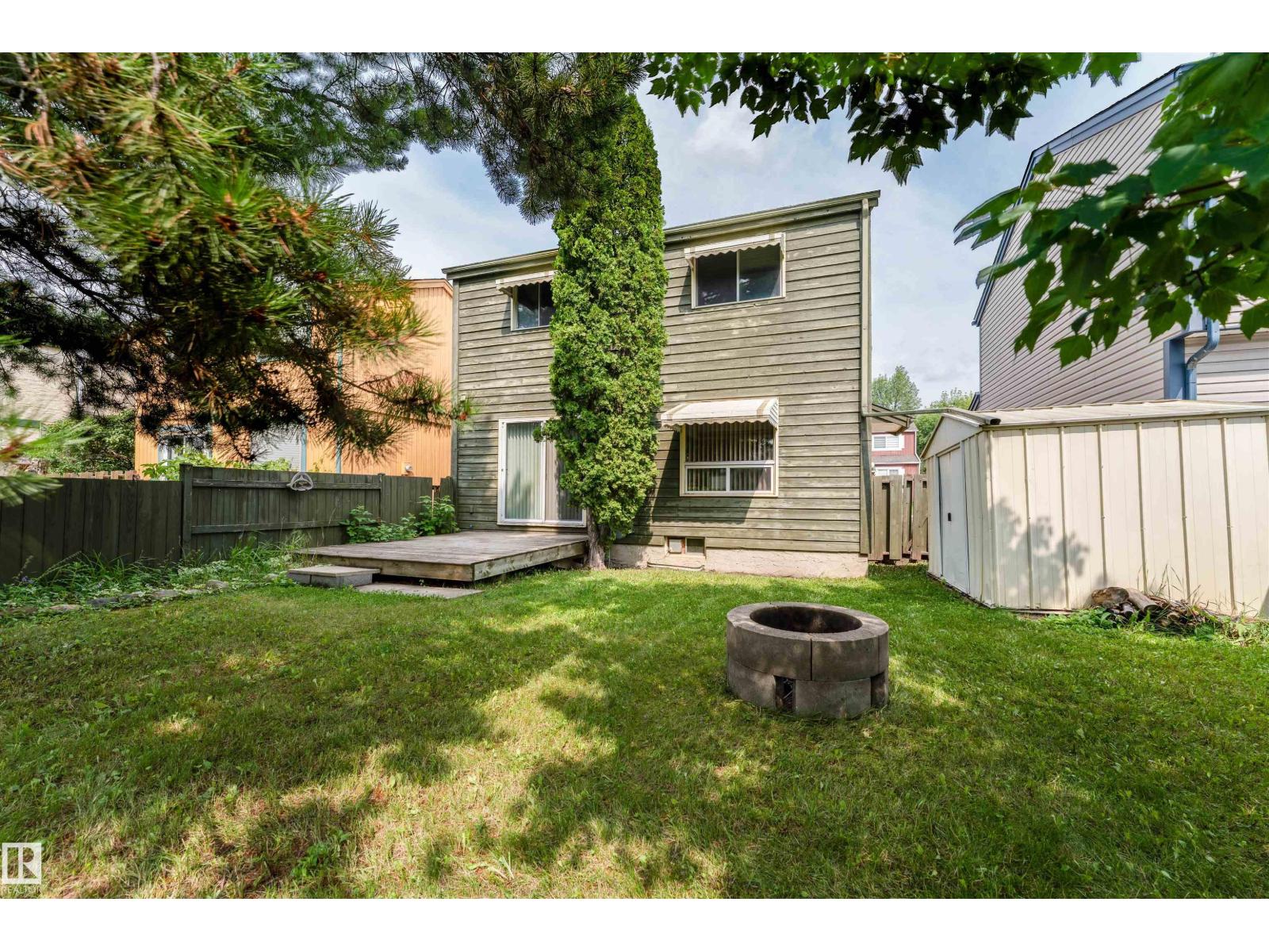 9245 54 ST NW - 44