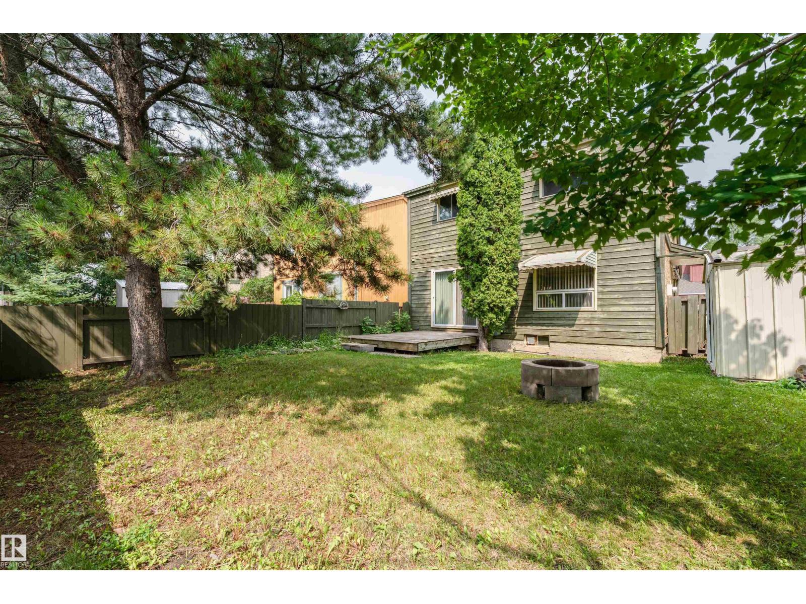 9245 54 ST NW - 45