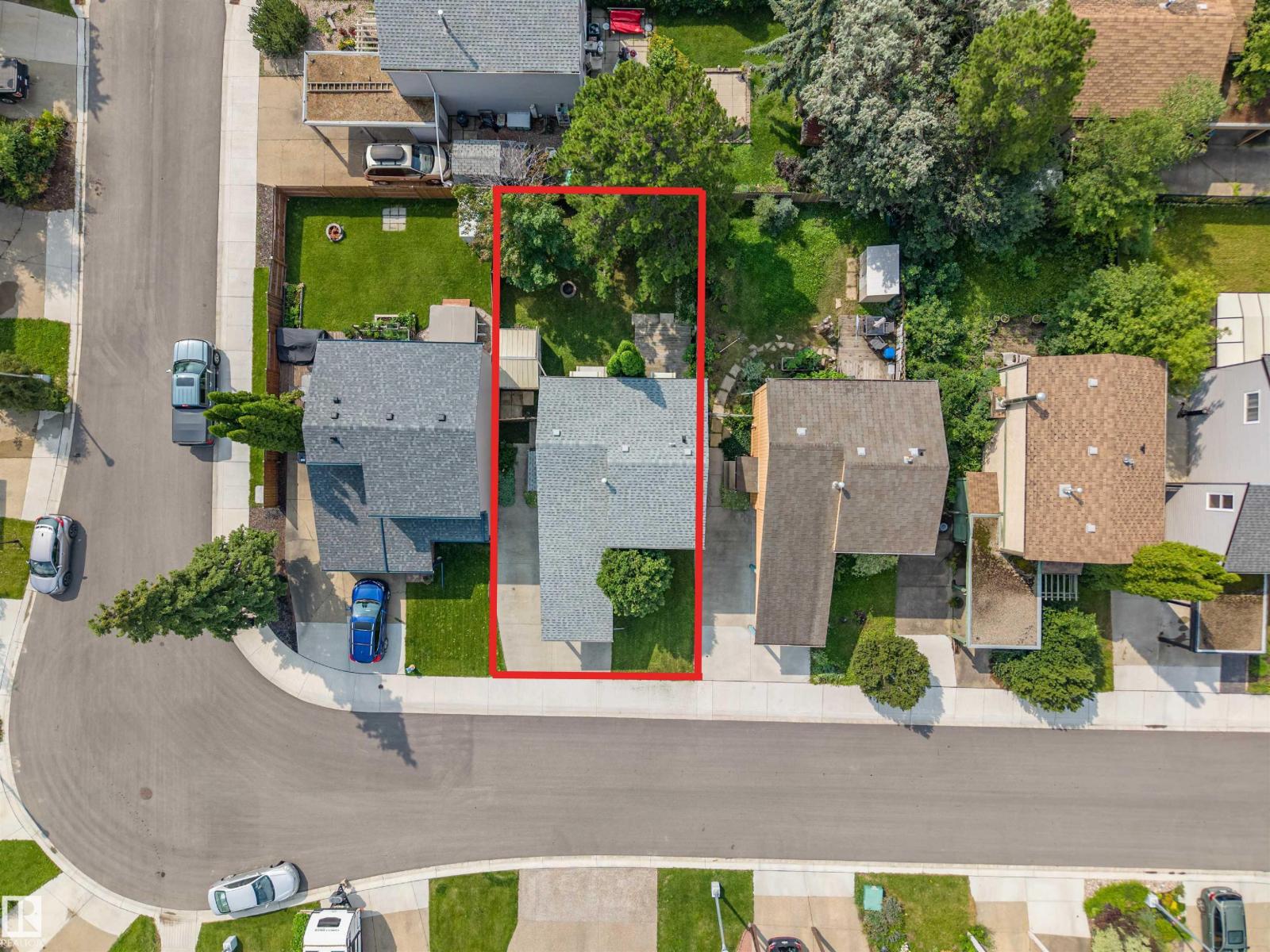 9245 54 ST NW - 46