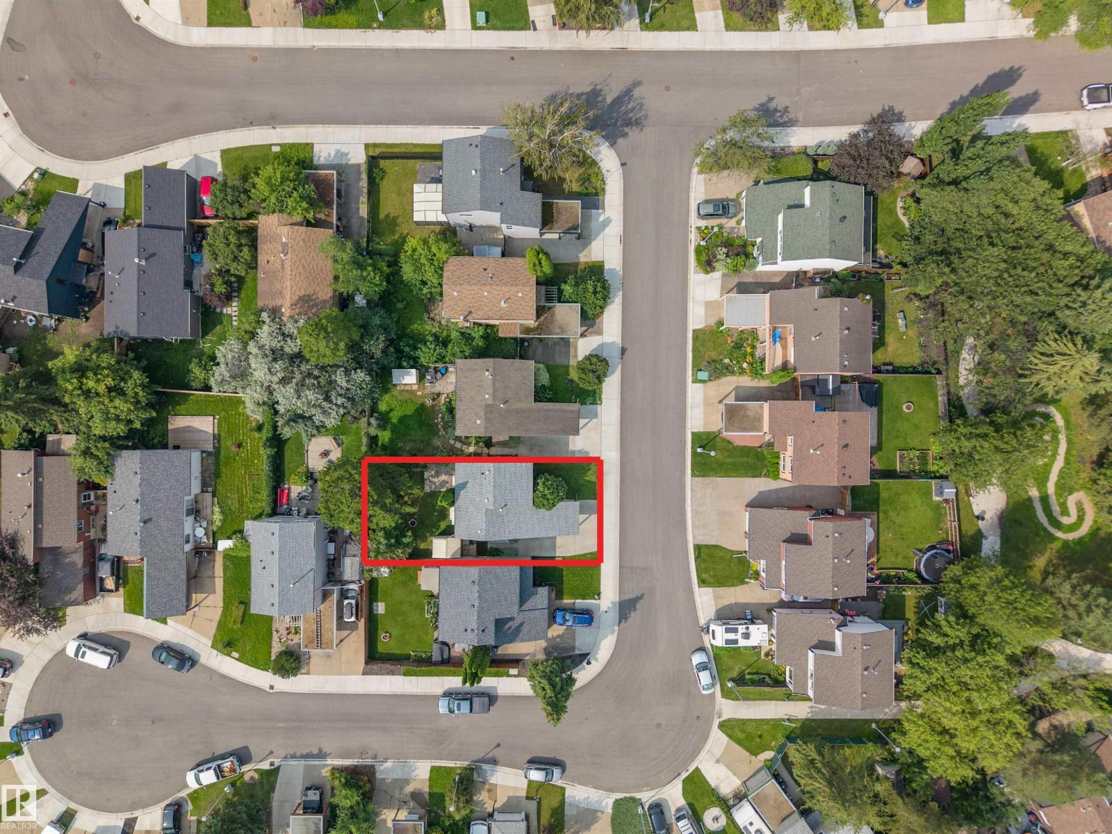 9245 54 ST NW - 48