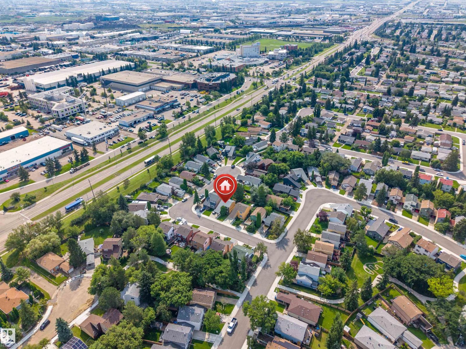 9245 54 ST NW - 57