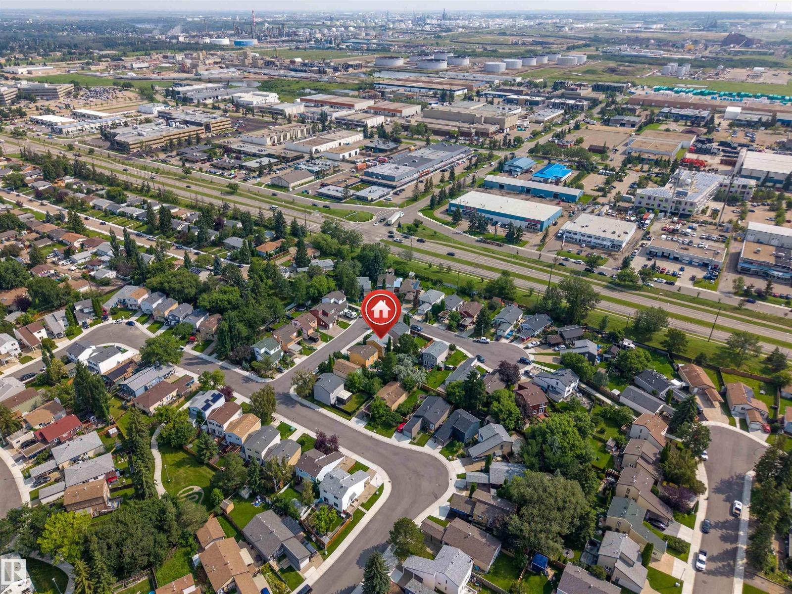 9245 54 ST NW - 61
