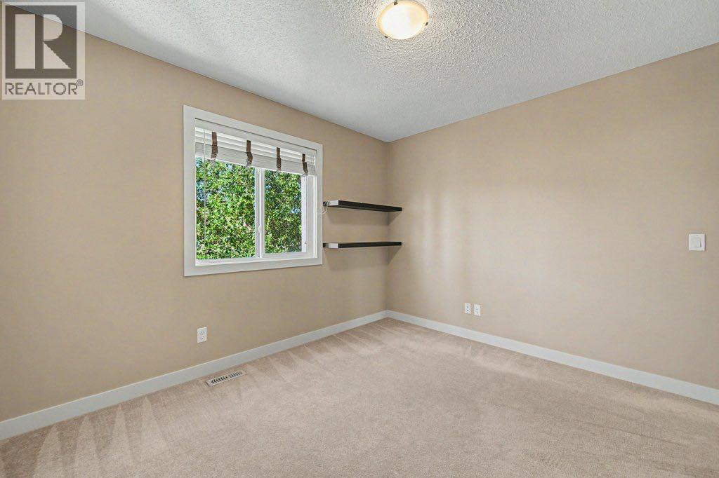 64 Copperpond Terrace SE - Image 32