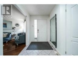 Bedroom 2 - 61 Lawnhurst Drive, Hamilton, ON L8V4N9 Photo 6