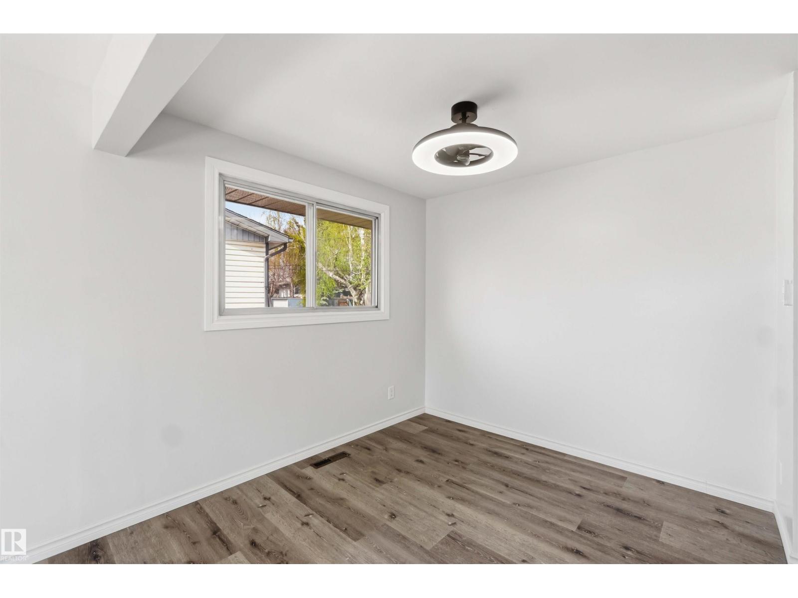 13303 58 ST NW - 10
