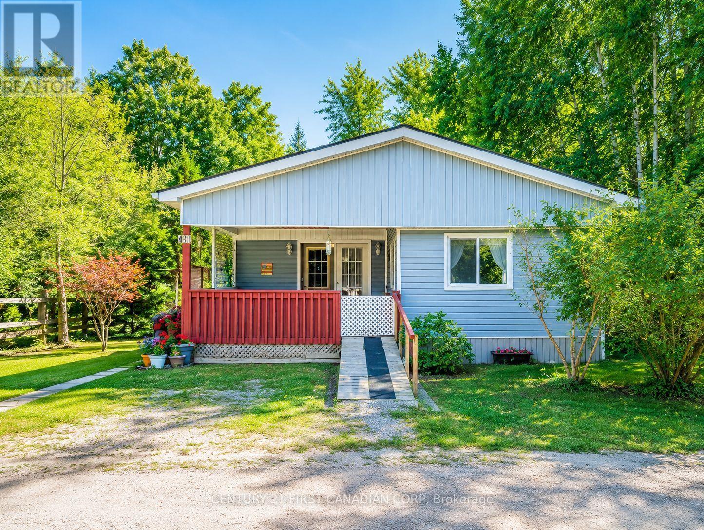 40 - 79681 BLUEWATER HIGHWAY
