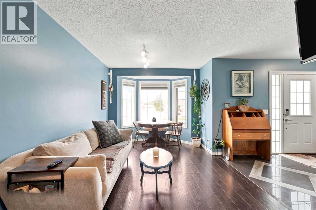 4707 44 Street - Photo 5
