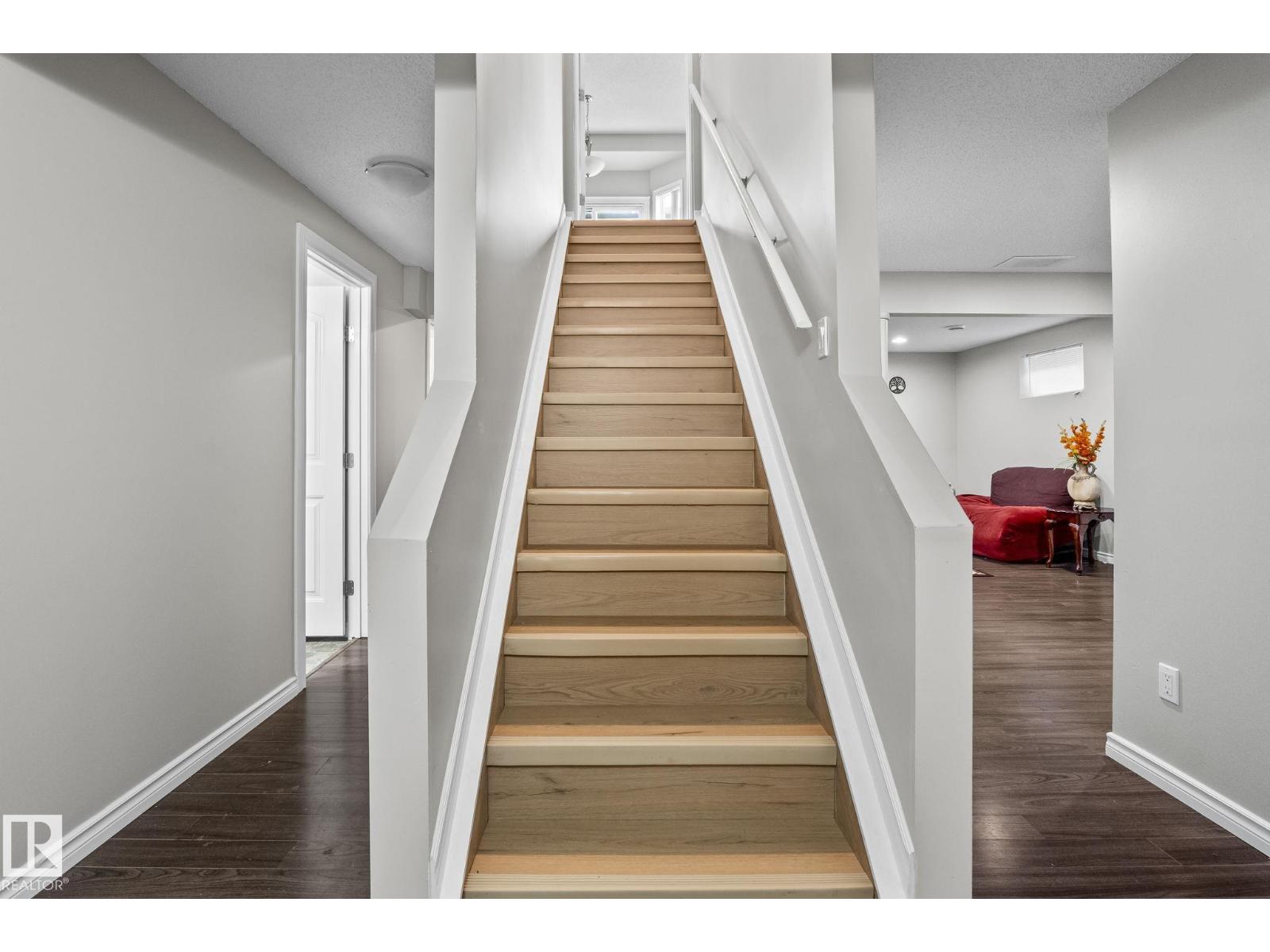 3403 23 NW - Photo 33