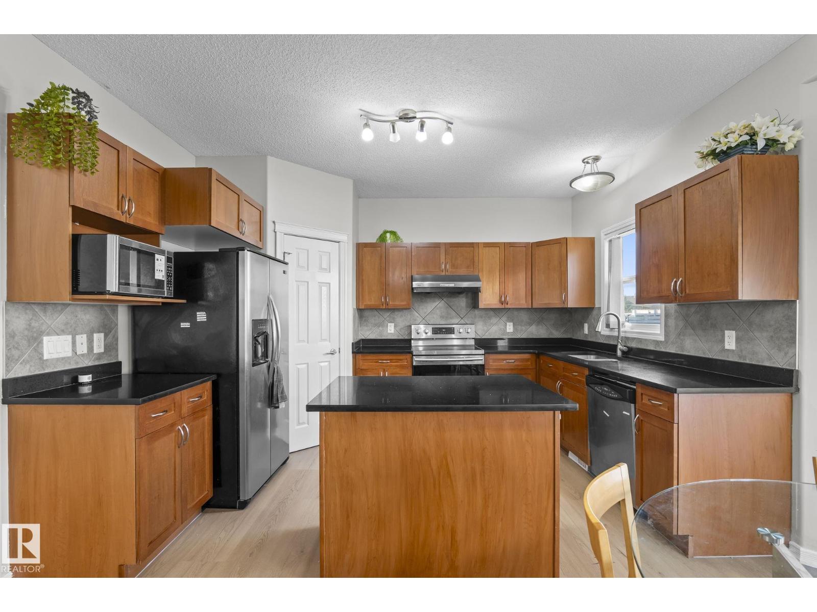 3403 23 NW - Photo 11