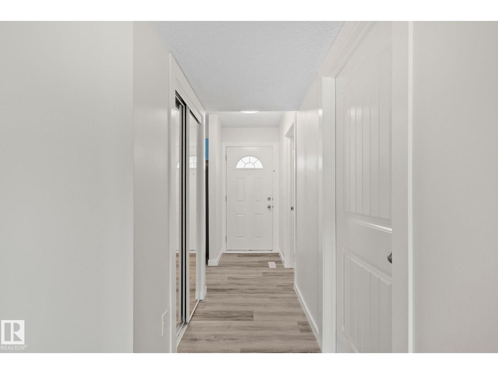16525 100 ST NW - 2