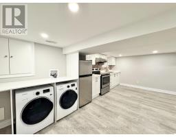 47 Chamberlain Avenue, Toronto, ON M6E4J9 Photo 17