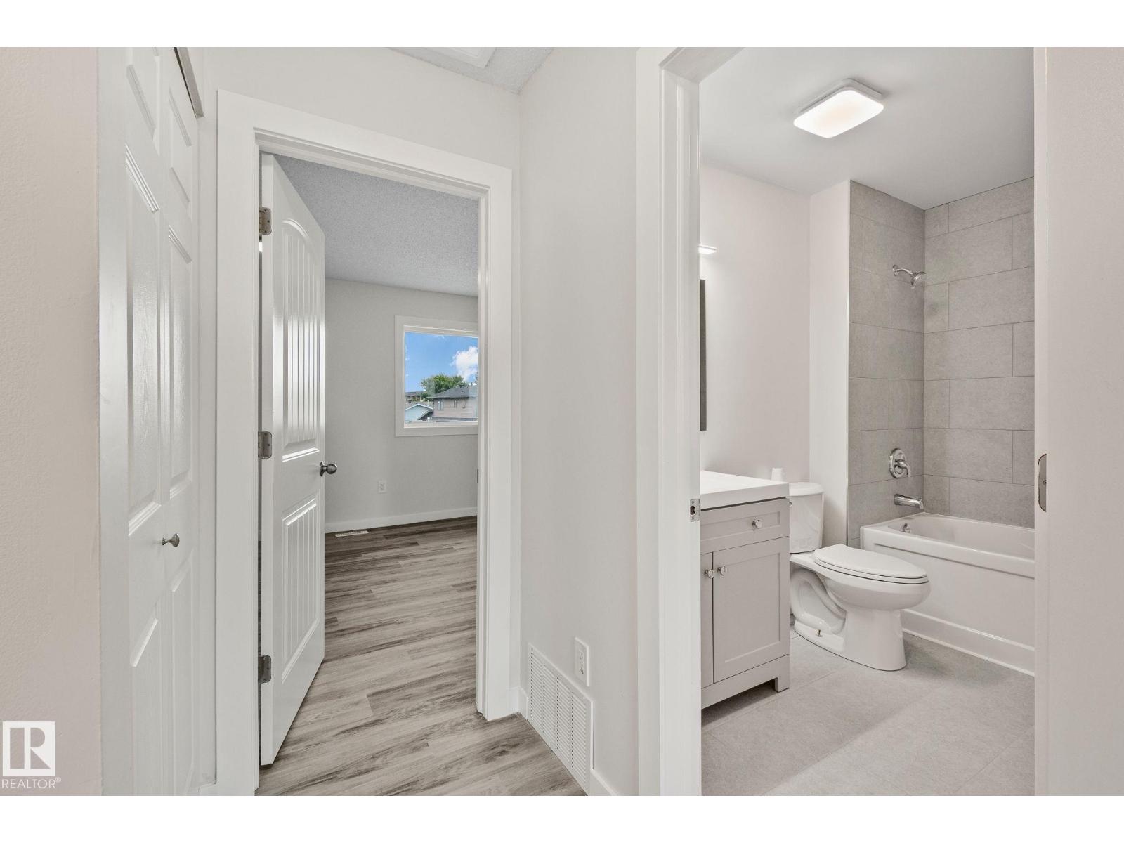 16525 100 ST NW - 21