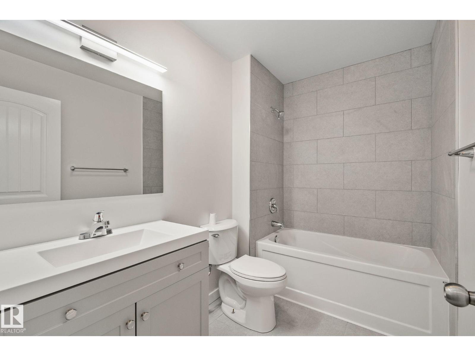 16525 100 ST NW - 22