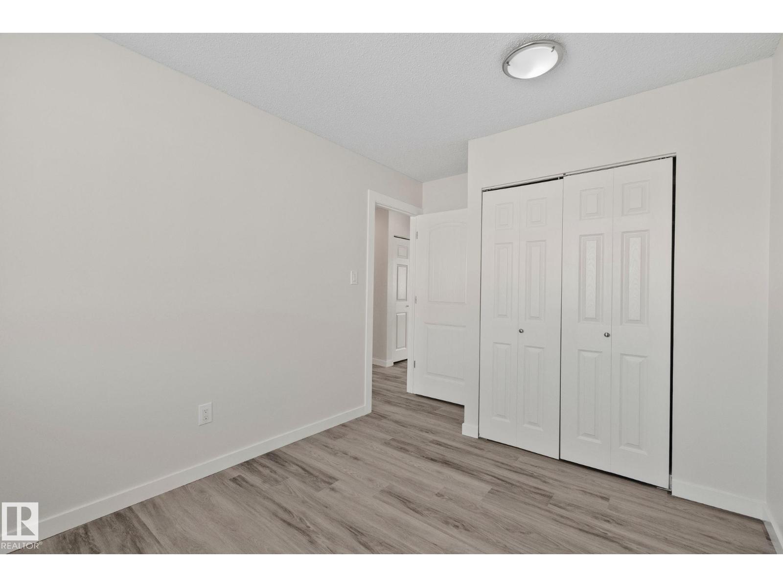 16525 100 ST NW - 18