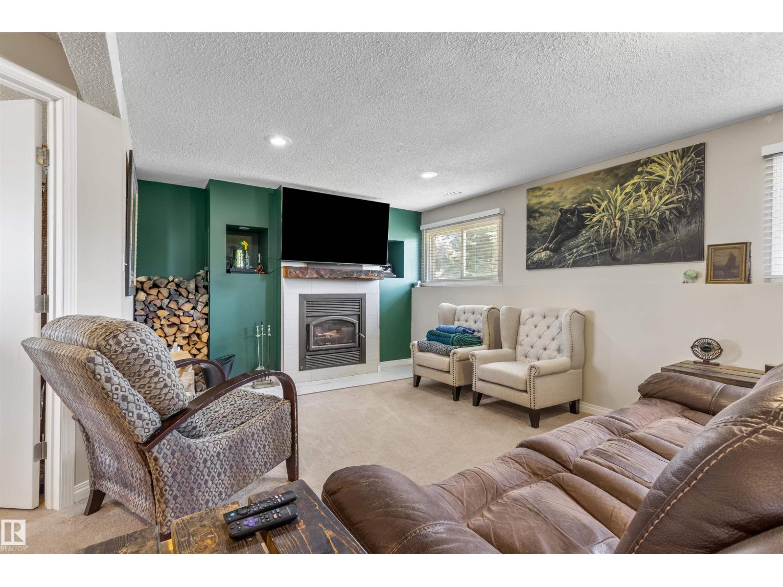4903 52 Avenue - 31