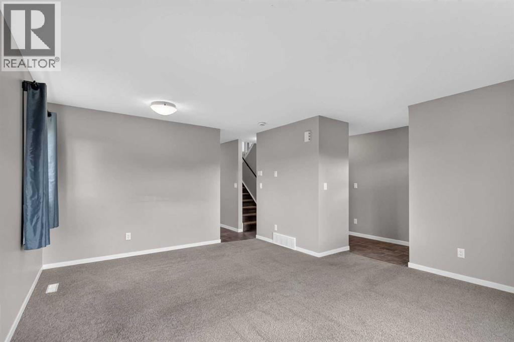 711 Beacon Hill, Fort McMurray