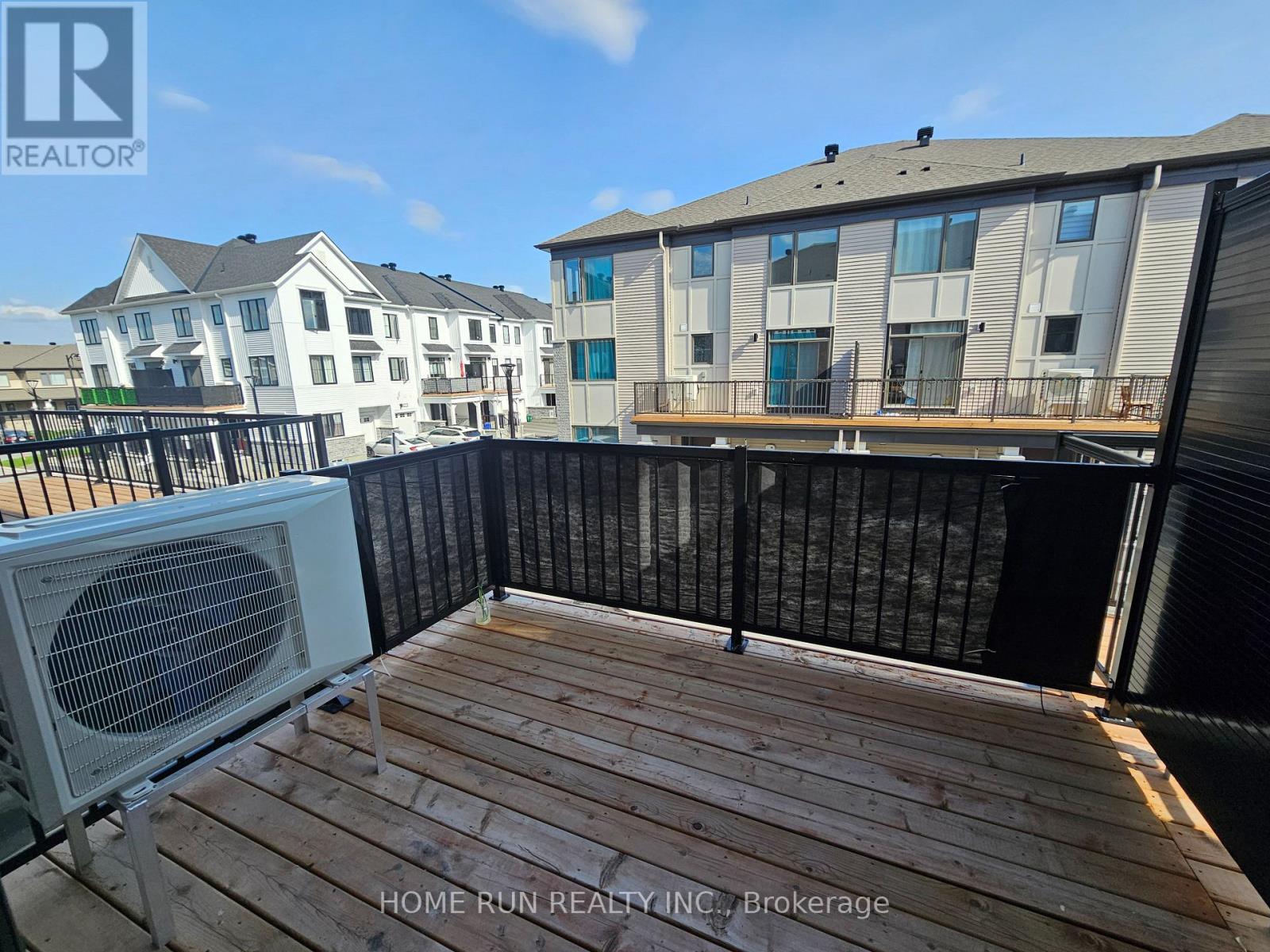 2 Bed, 2 Bath House for Sale in Ottawa – 312 PARALLAX PRIVATE, Ottawa – MLS# X13655032 - Image 11