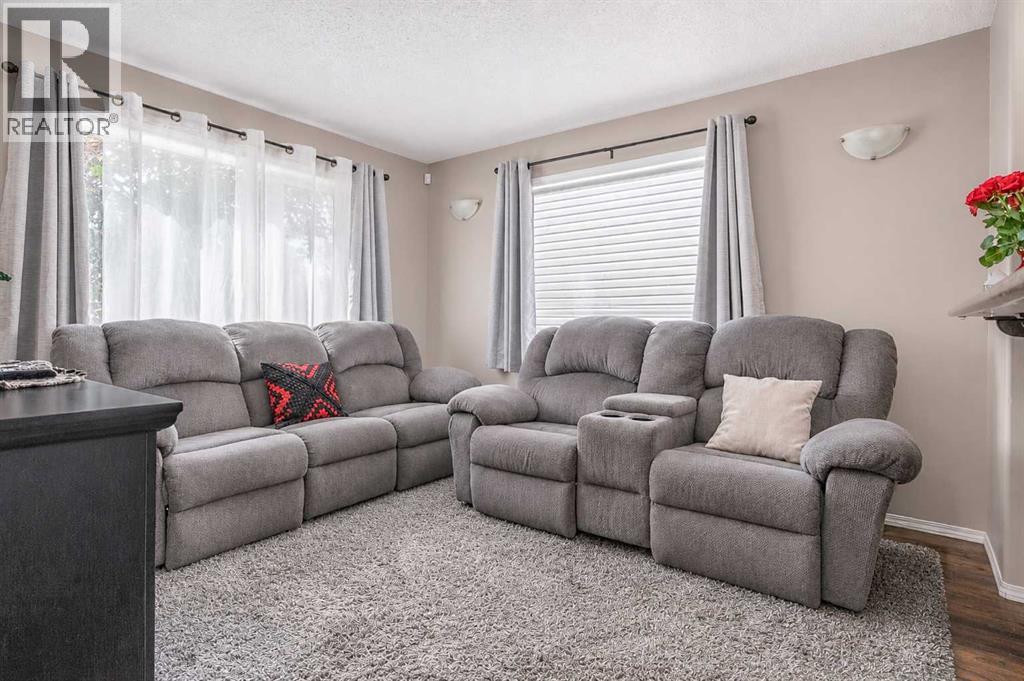 312 17 Street East - Photo 6