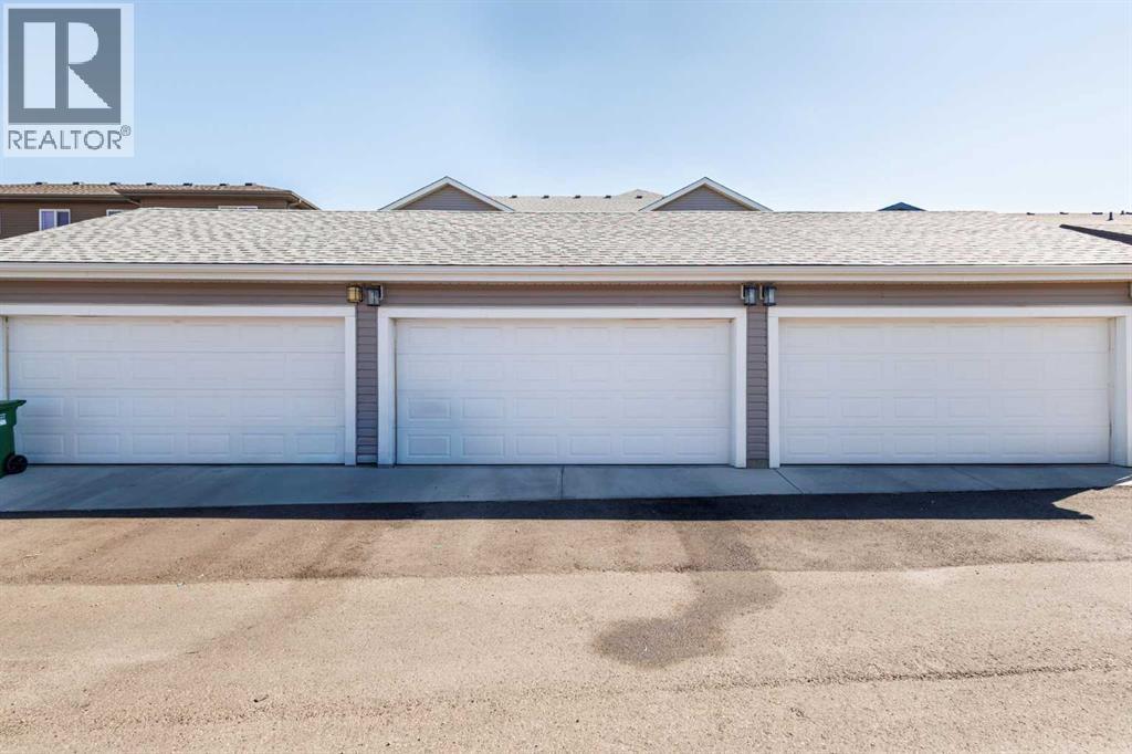 251 Lucas Boulevard NW - 33