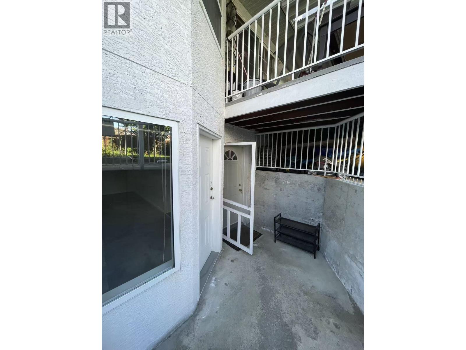 3 Bed, 1 Bath House for Rent in Burnaby – 1000 CLIFF AVENUE, Burnaby – MLS# R3153964 - Image 1