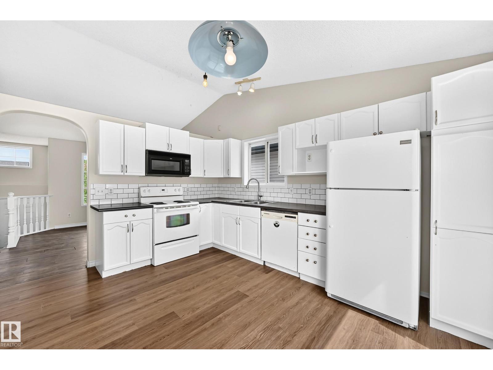 3035 134 AV NW - 7