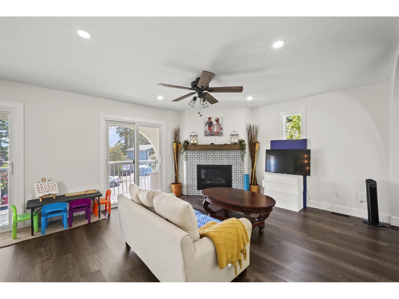 4 Bed, 3 Bath House for Sale in Mission – 34941 DOUGLAS AVENUE, Mission – MLS# R3152650 - Image 10