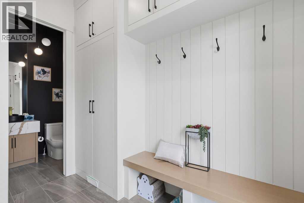 136 10 Avenue NW - Image 12