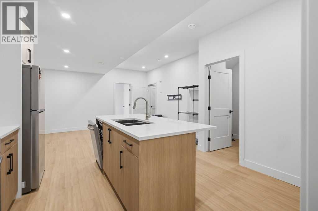 136 10 Avenue NW - Image 30
