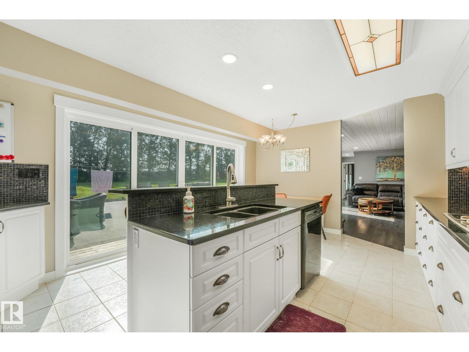 #50 50202 RGE RD 244A - 21