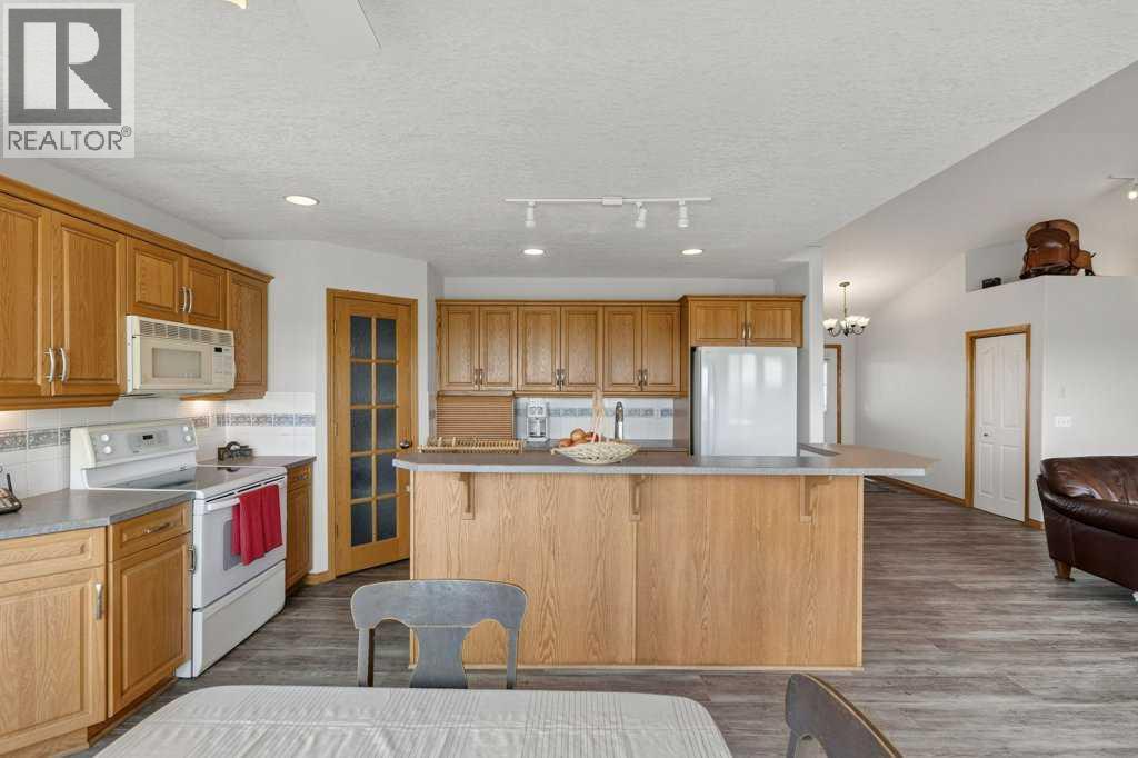 270127 Glenmore Trail - Photo 9