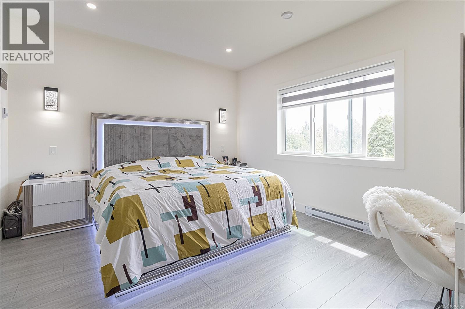 83 Crease Ave - 13
