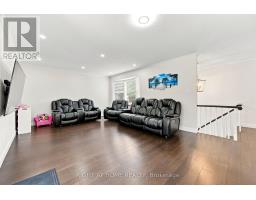 374 Salerno Street, Oshawa, ON L1J6W3 Photo 6
