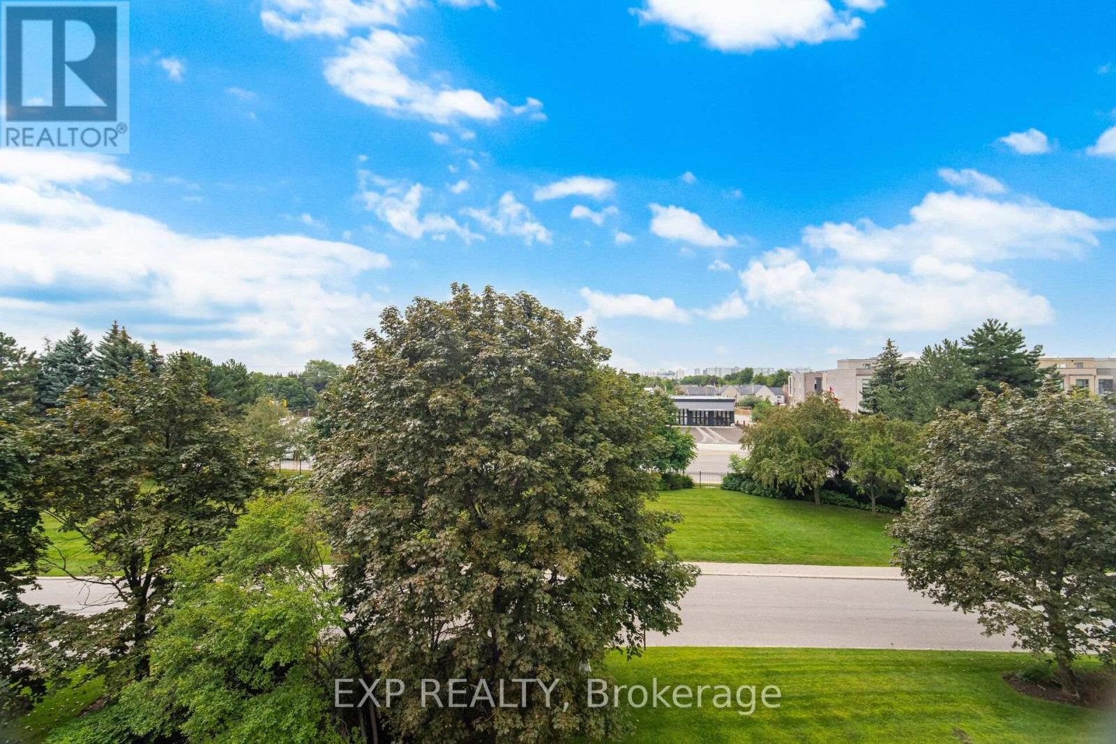#410 7440 BATHURST STREET - Image 34