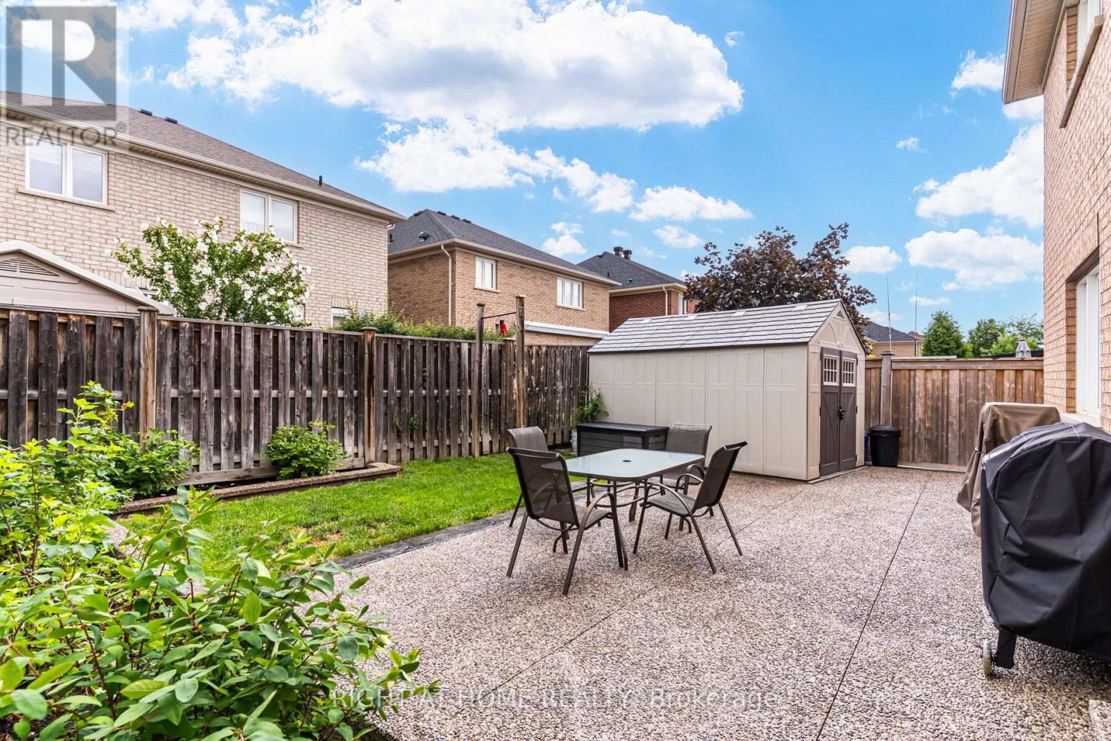645 CALDWELL CRESCENT - 46