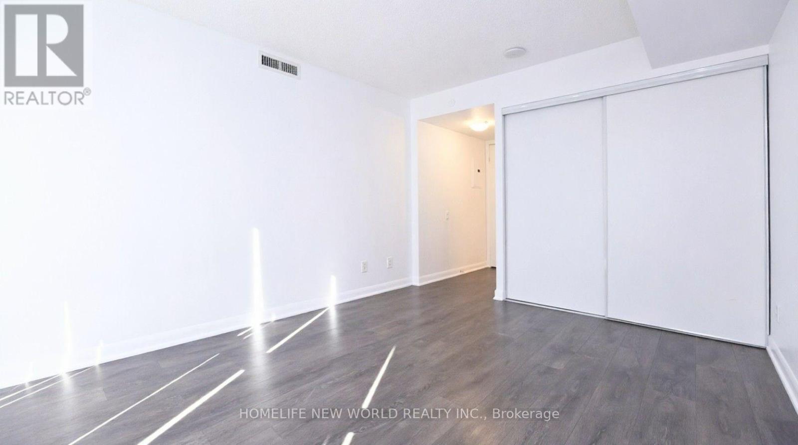 #712 5162 YONGE STREET - 5