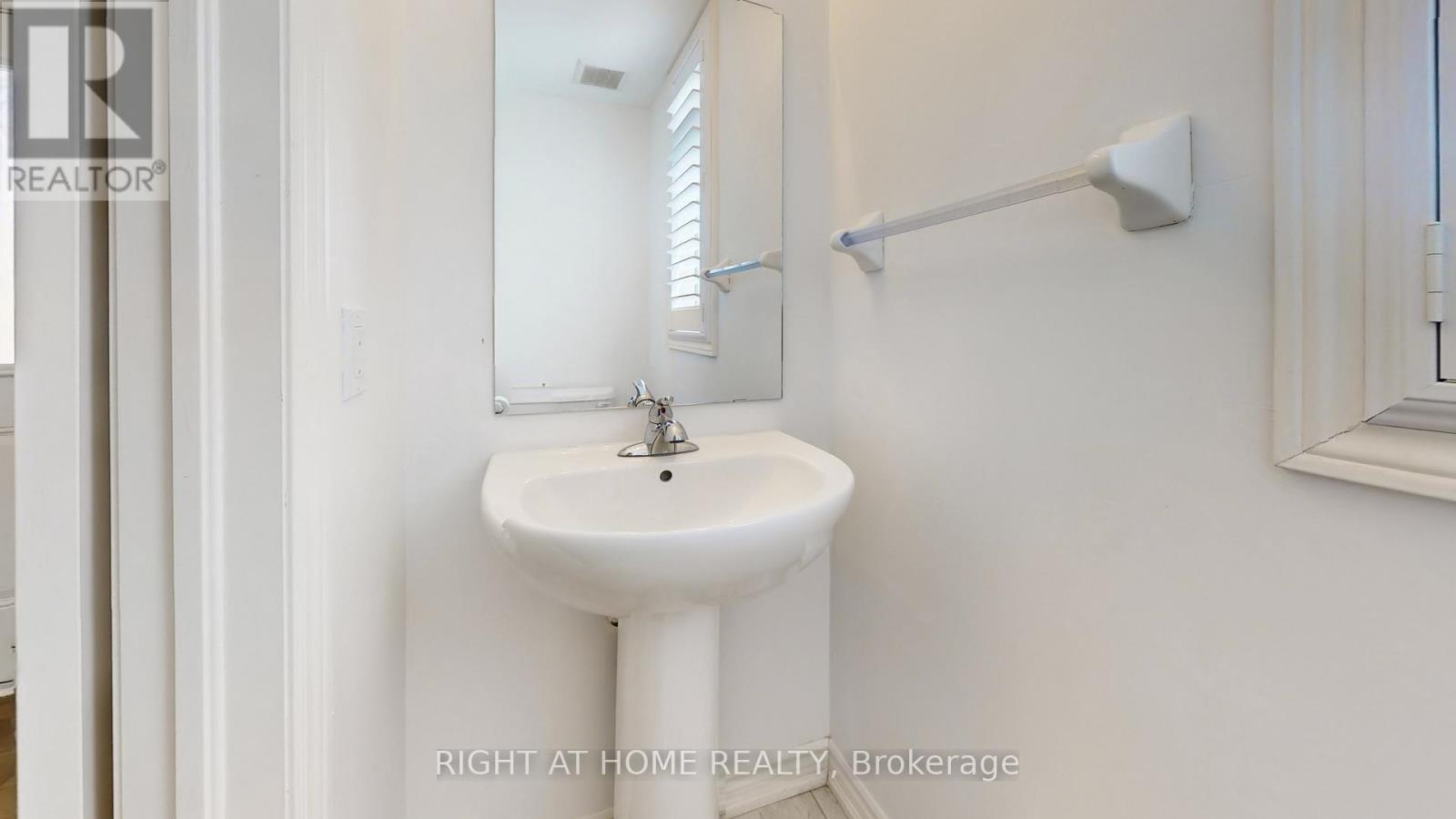 #16 2710 WILLIAM JACKSON DRIVE E - 18