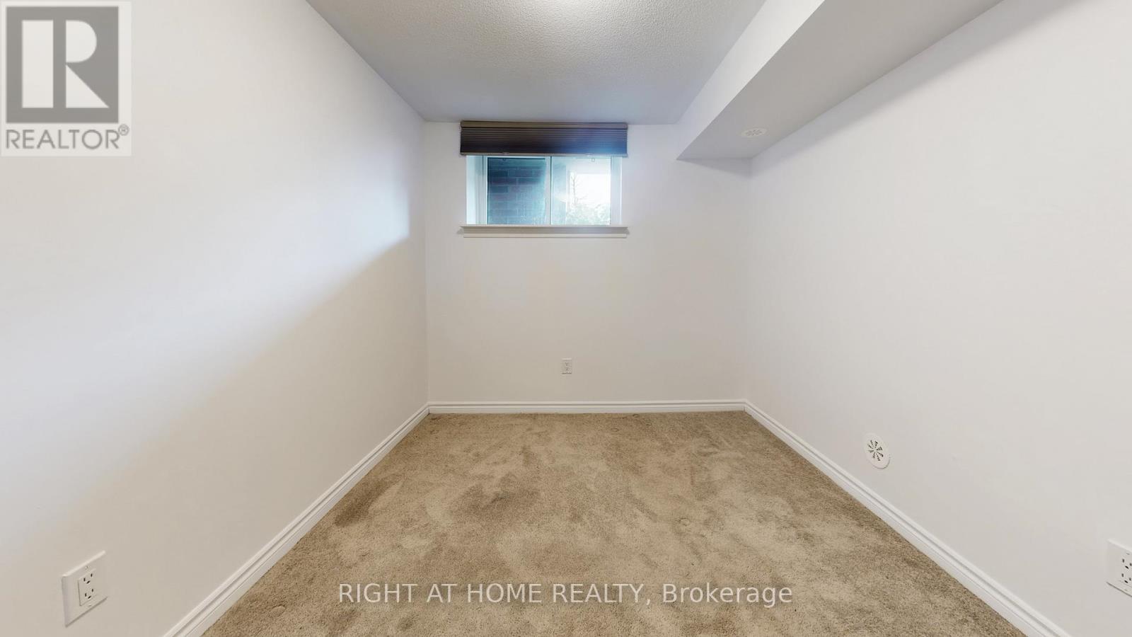 #16 2710 WILLIAM JACKSON DRIVE E - 22