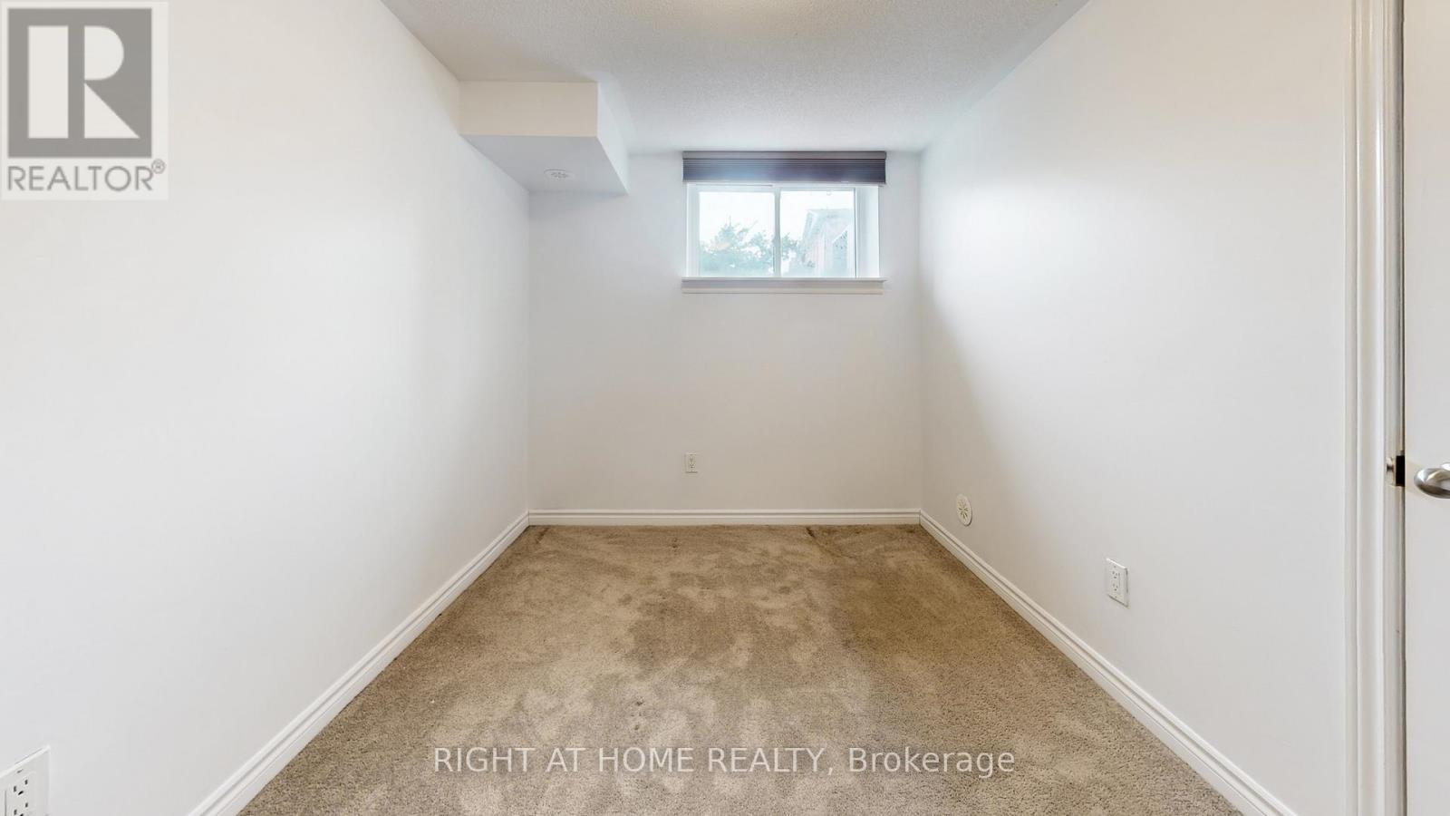 #16 2710 WILLIAM JACKSON DRIVE E - 25