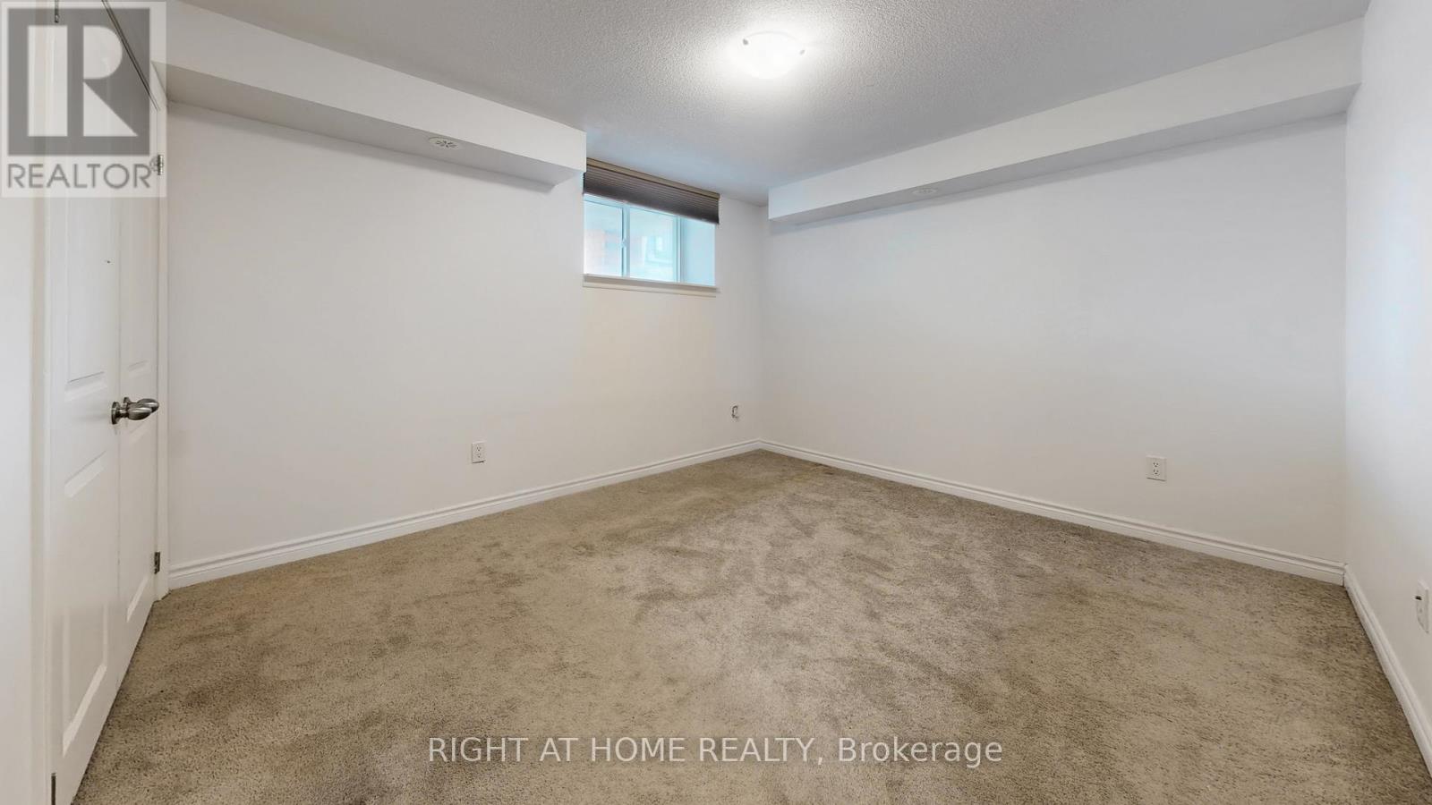 #16 2710 WILLIAM JACKSON DRIVE E - 27