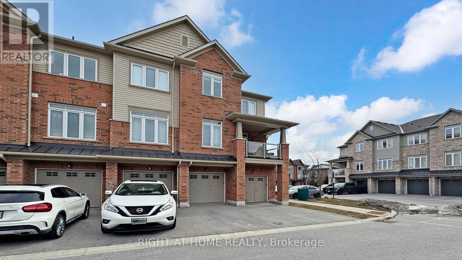 #16 2710 WILLIAM JACKSON DRIVE E - 33