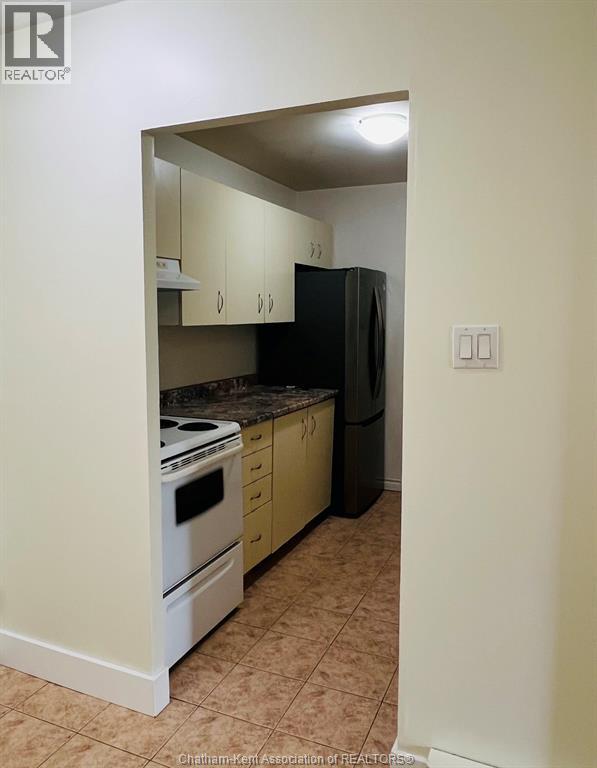 #406 130 PARK AVENUE East - 23