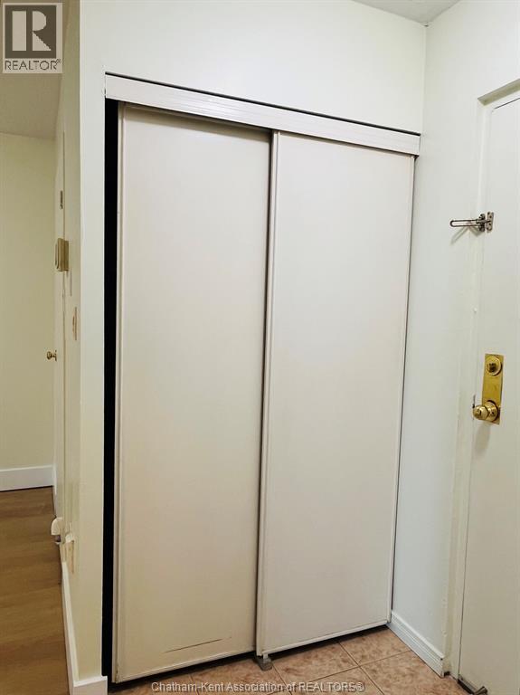 #406 130 PARK AVENUE East - 39