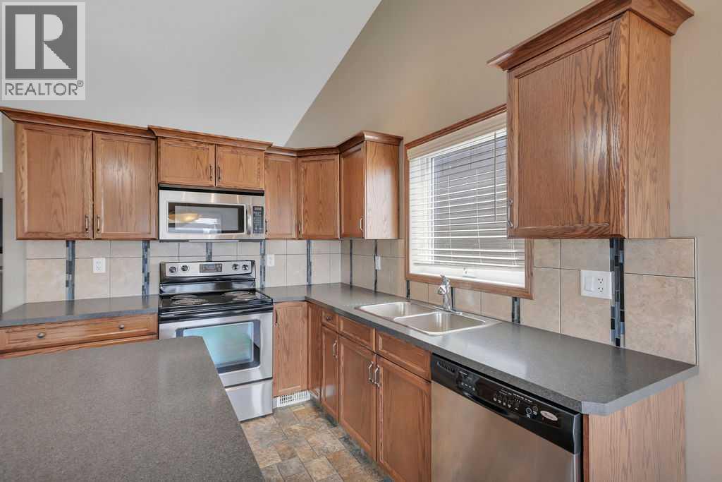 12 Kensington Close - 12