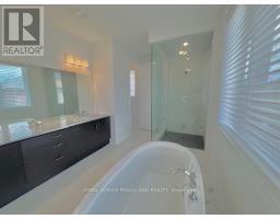 12 Sikura Circle, Aurora, ON L4G3Y8 Photo 17