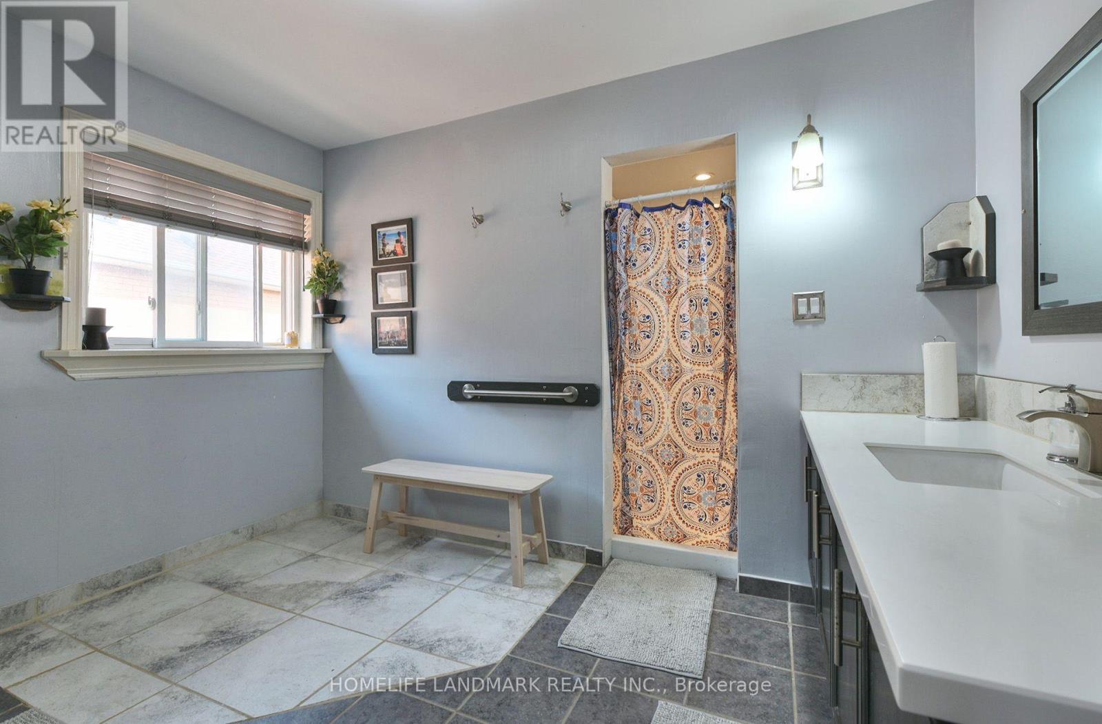 132 MUIRLAND CRESCENT - 27