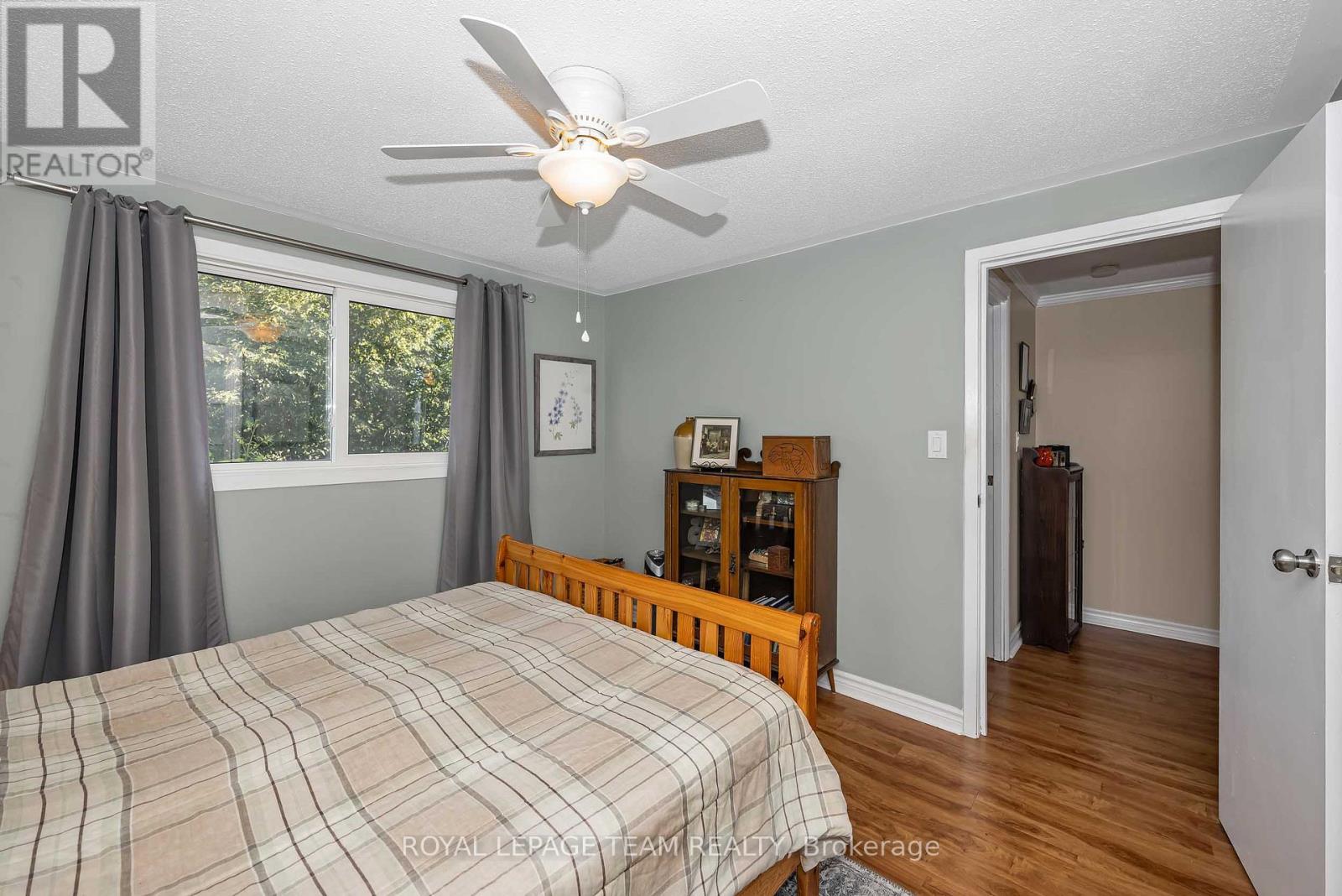 3 Bed, 2 Bath House for Sale in Ottawa – F – 1516 BEAVERPOND DRIVE, Ottawa – MLS# X13655134 - Image 27