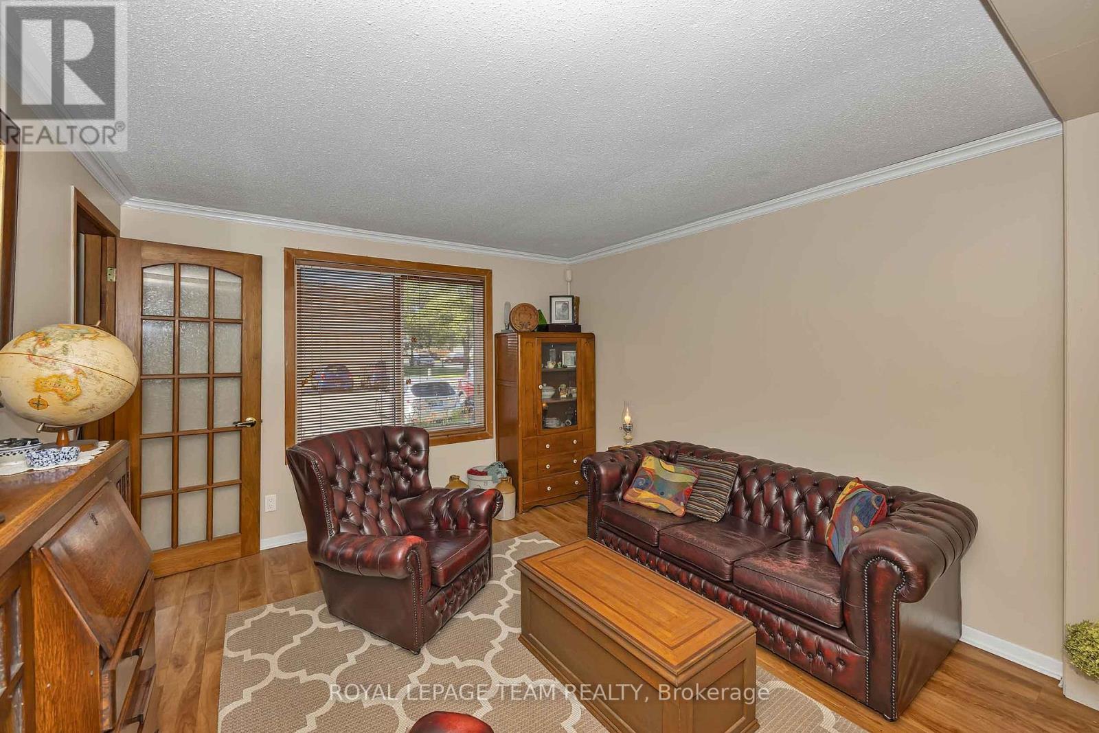 #F 1516 BEAVERPOND DRIVE - 9
