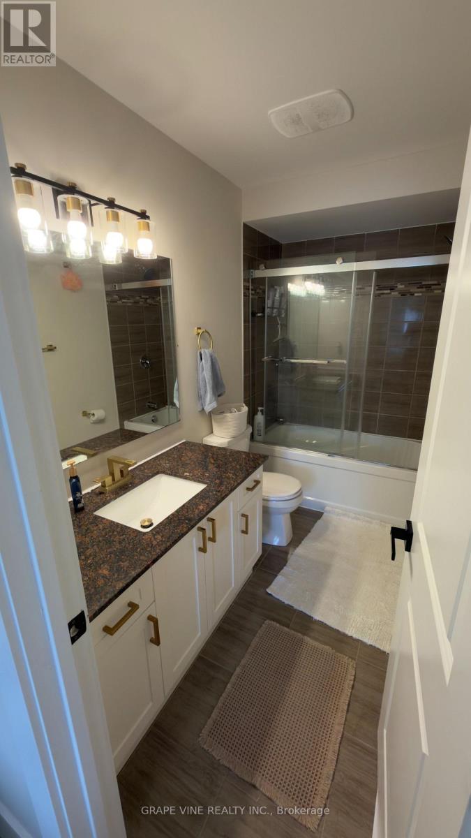 3 Bed, 4 Bath House for Rent in Ottawa – 2305 WATERCOLOURS WAY, Ottawa – MLS# X13655136 - Image 17