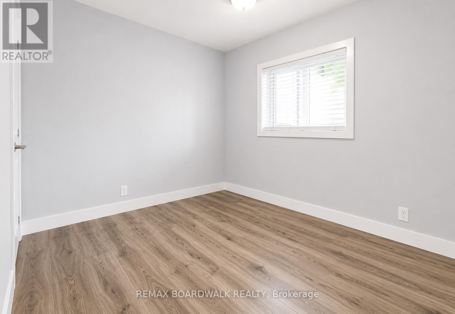 3 Bed, 1 Bath Multi-Family for Rent in Ottawa – 1 – 332 SHAKESPEARE STREET, Ottawa – MLS# X13655146 - Image 20